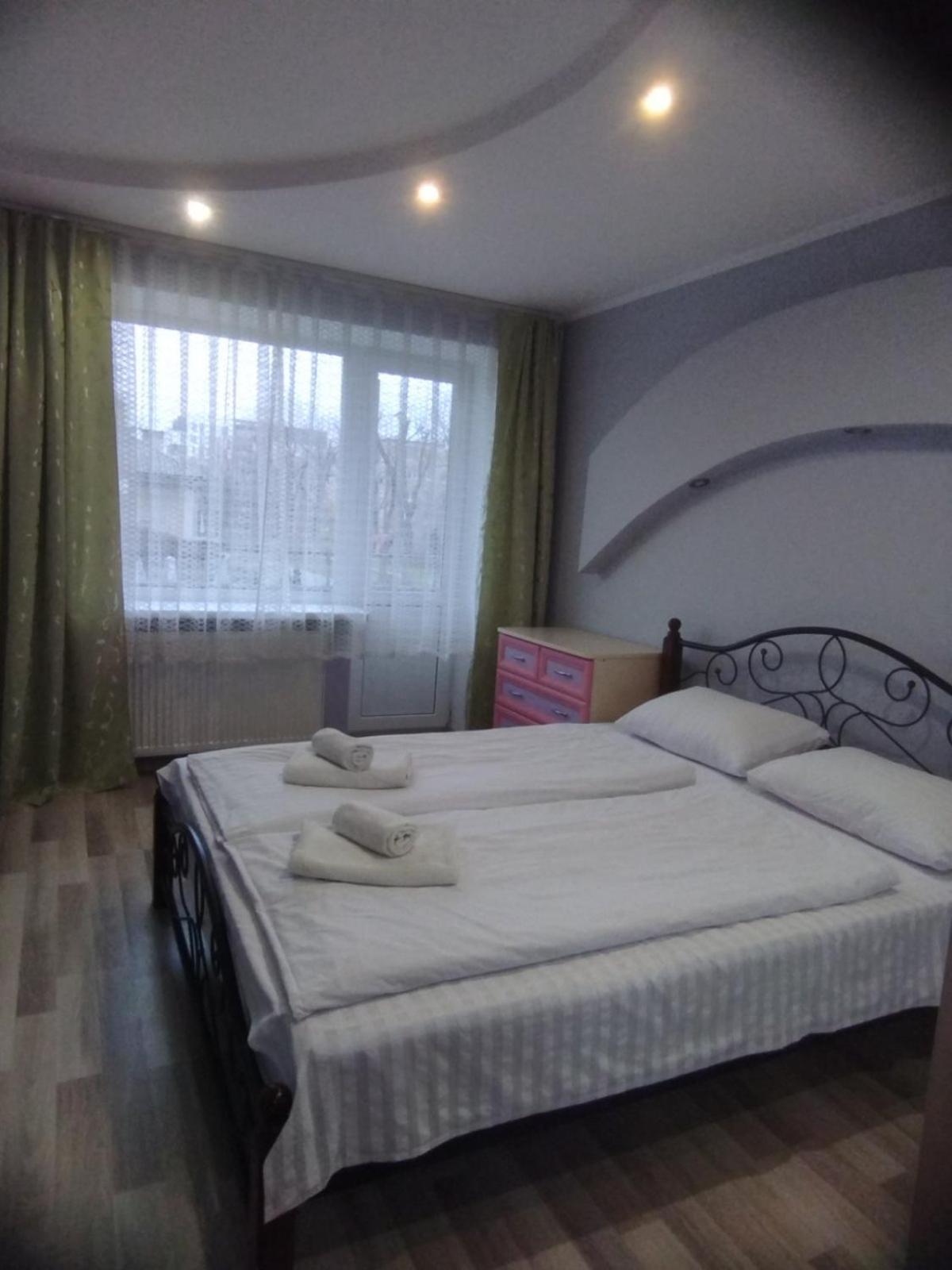 Дизайнерська Квартира У Центрі Міста Uzjhorod Exteriör bild